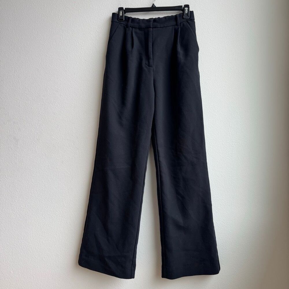 ✨$5/$25 Abercrombie & Fitch Black Wide Straight Leg Trouser Pants Size 27/4 LONG - Picture 2 of 11